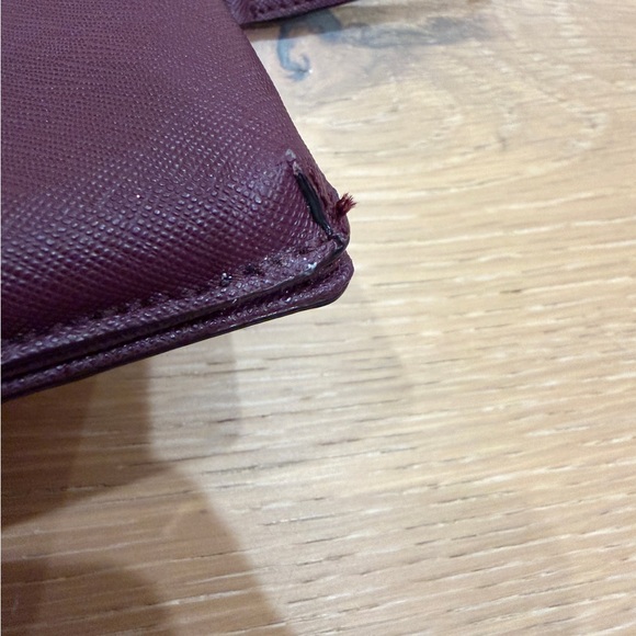 Kate Spade Burgundy Crossbody wallet/iPhone bag - Picture 6 of 11